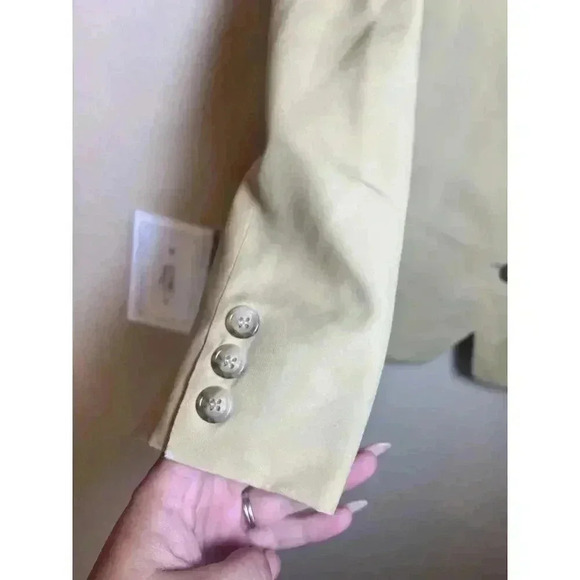 Emanuel ungaro woman’s blazer size 4/38 made of wool & silk with shoulder pads - Picture 2 of 7